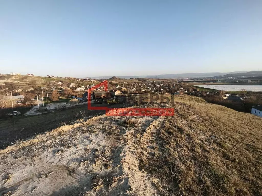 Участок в Севастополь с. Пироговка, ул. Угловая, 1 (9.0 сот.) - Фото 1