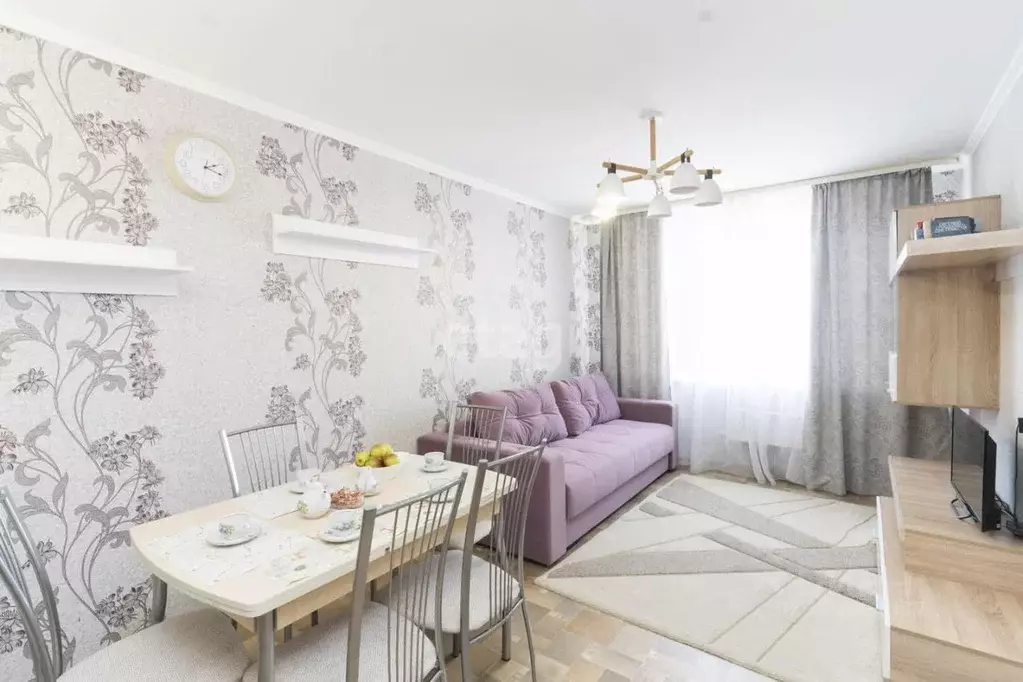 4-к кв. Тюменская область, Тюмень ул. Мельникайте, 127а (98.4 м) - Фото 1