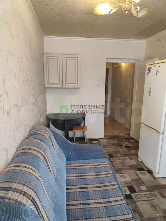 Комната 12 м в 8-к., 3/3 эт. - Фото 1