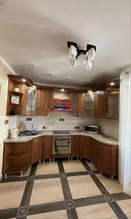 2-к кв. Белгородская область, Старый Оскол Степной мкр, 11 (74.0 м) - Фото 1