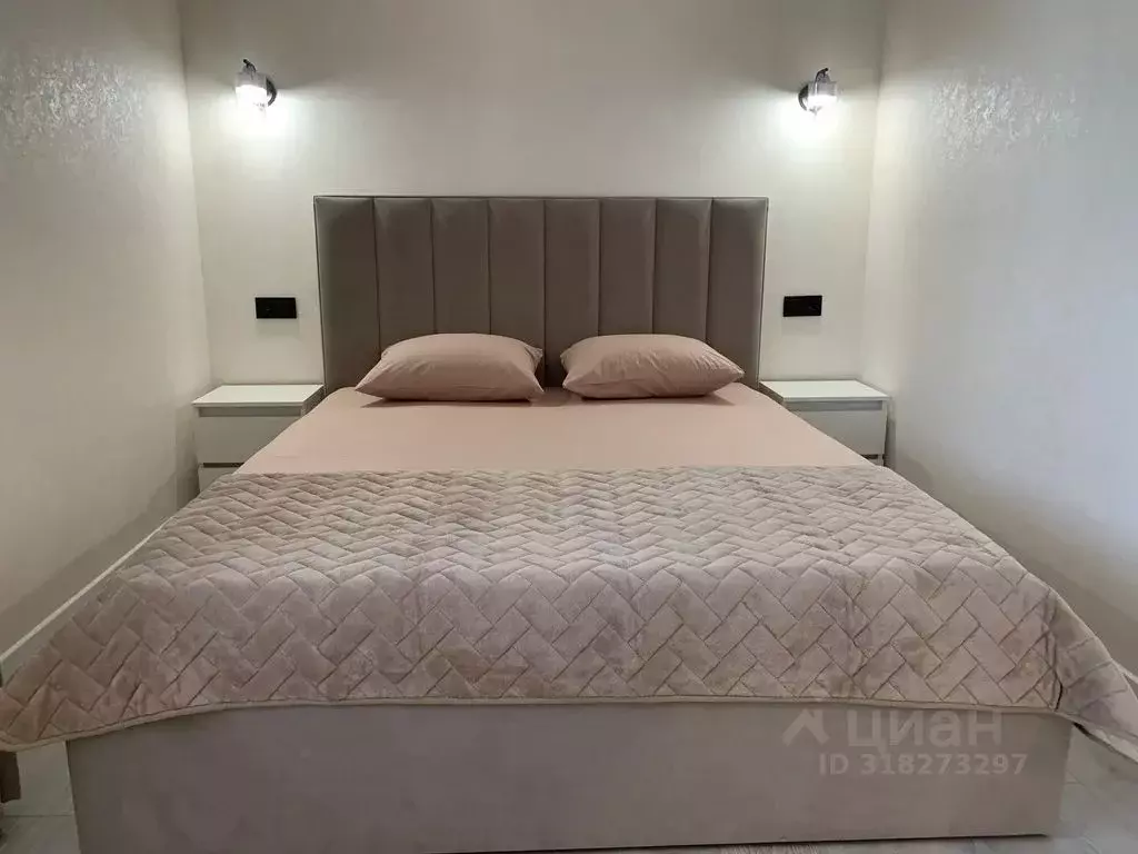 2-к кв. Татарстан, Казань ул. Аделя Кутуя, 110Дк3 (72.0 м) - Фото 0