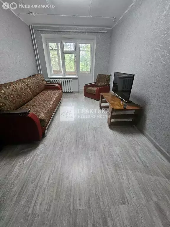2-комнатная квартира: Пушкино, микрорайон Дзержинец, 13 (43.3 м) - Фото 0