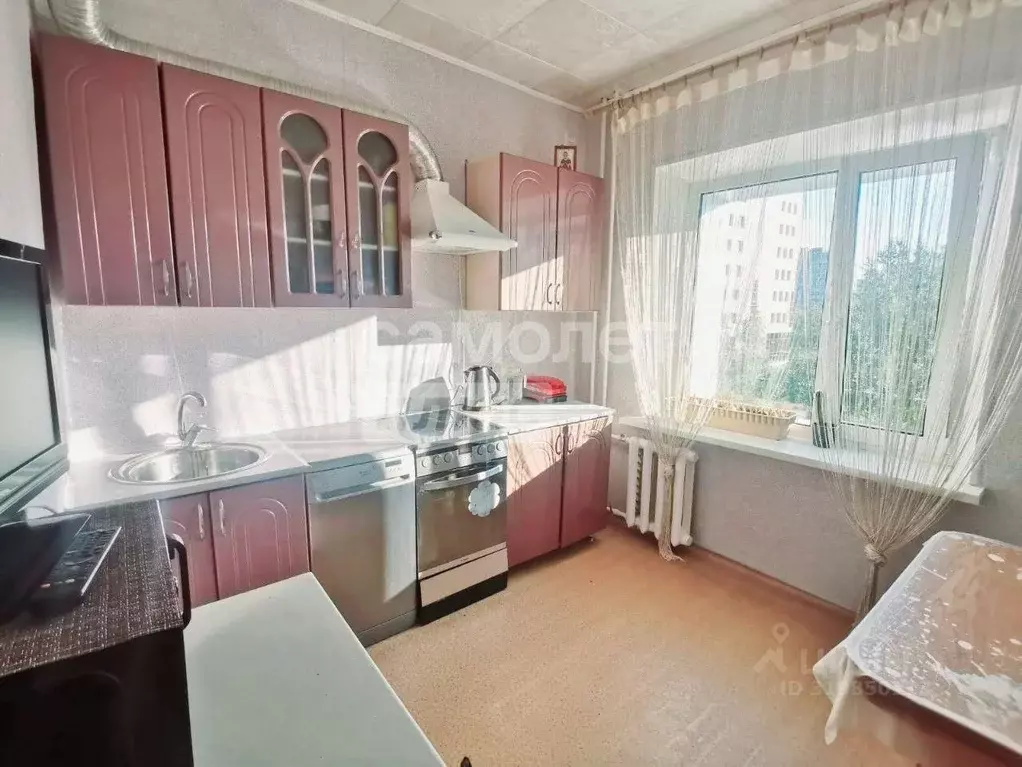 3-к кв. Ханты-Мансийский АО, Сургут ул. Губкина, 21 (68.7 м) - Фото 1