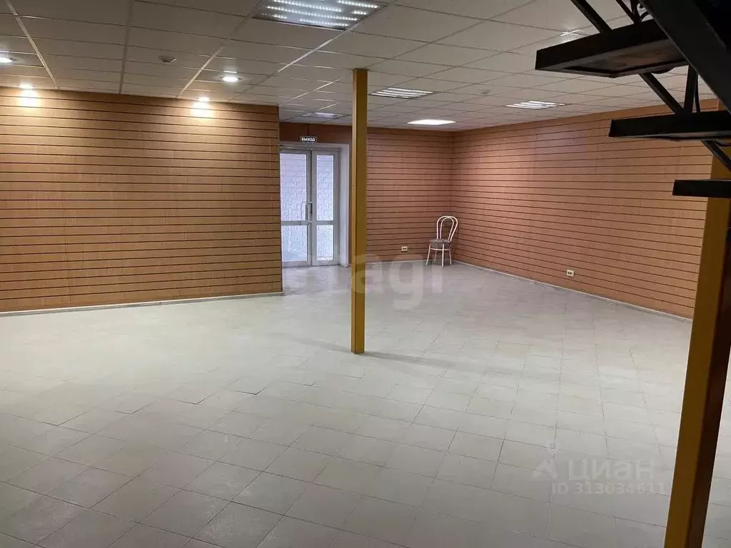 Торговая площадь в Свердловская область, Тугулым пгт ул. Федюнинского, ... - Фото 0