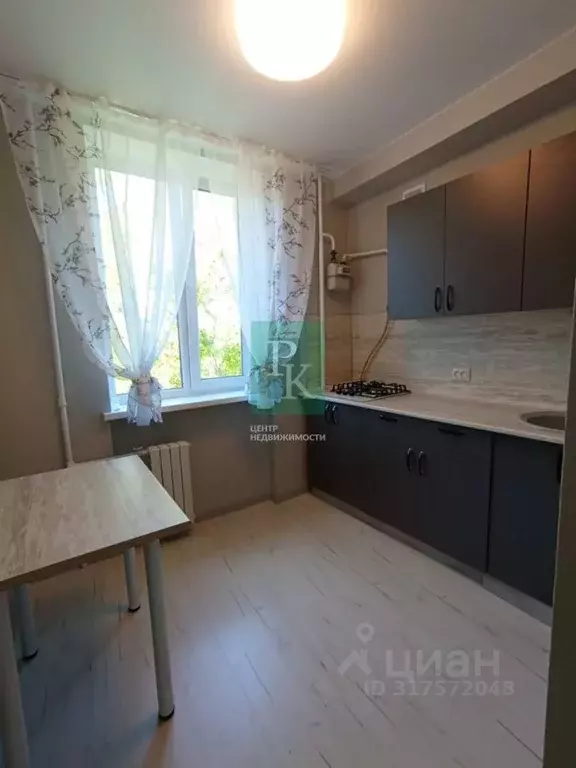 2-к кв. Севастополь просп. Генерала Острякова, 92 (46.0 м) - Фото 1