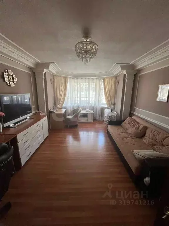 3-к кв. Пермский край, Пермь ул. Максима Горького, 21 (95.5 м) - Фото 0