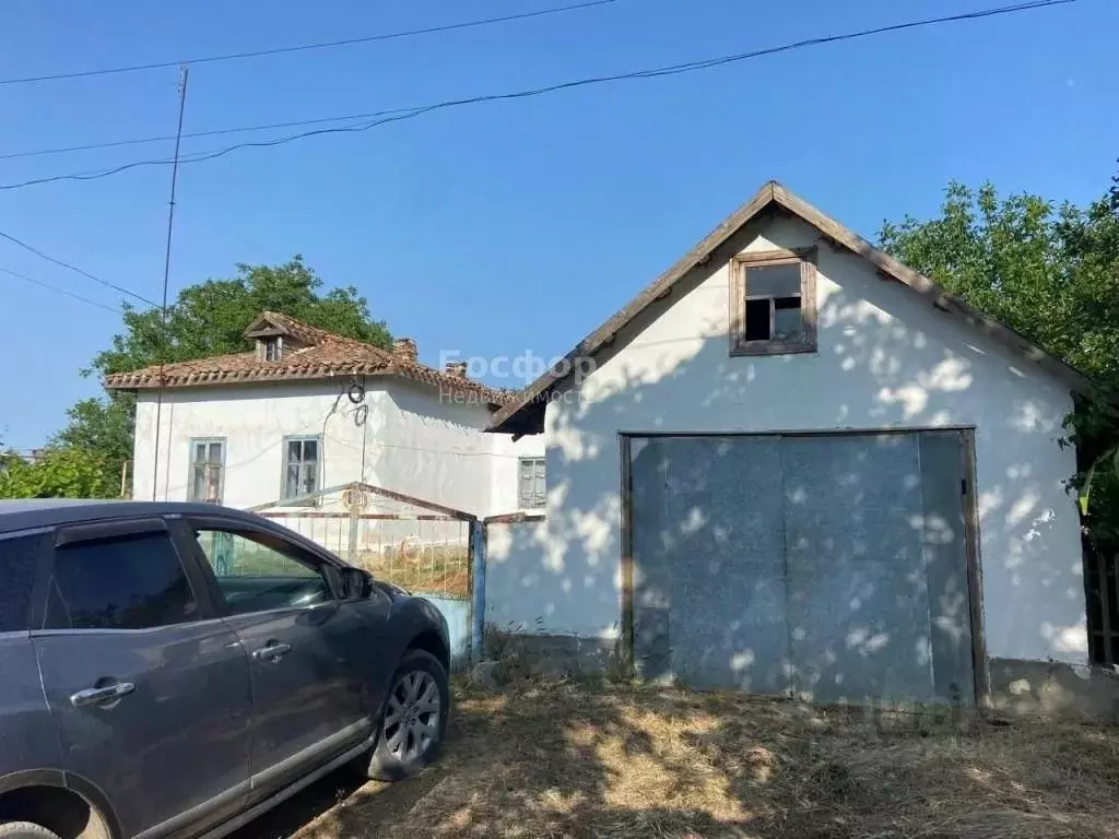 Дом в Крым, Кировский район, с. Приветное ул. Гоголя (133 м) - Фото 1