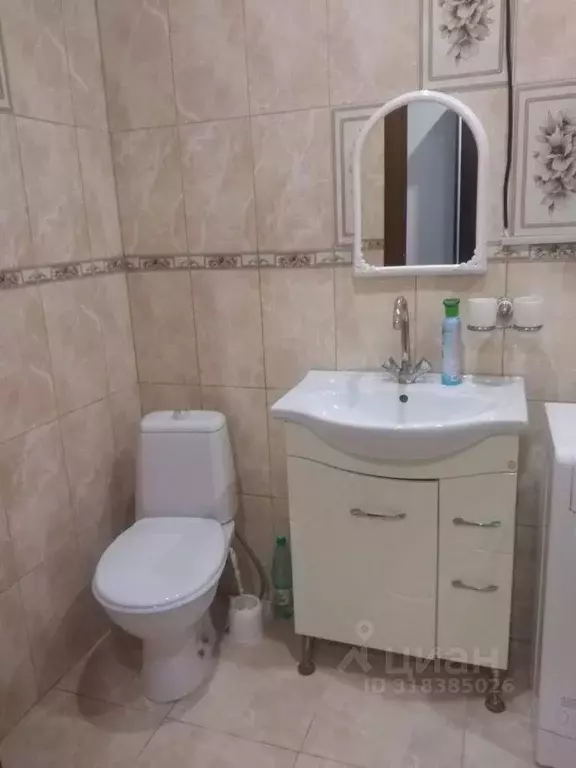 1-к кв. Краснодарский край, Геленджик Курортная ул., 14А (48.0 м) - Фото 0