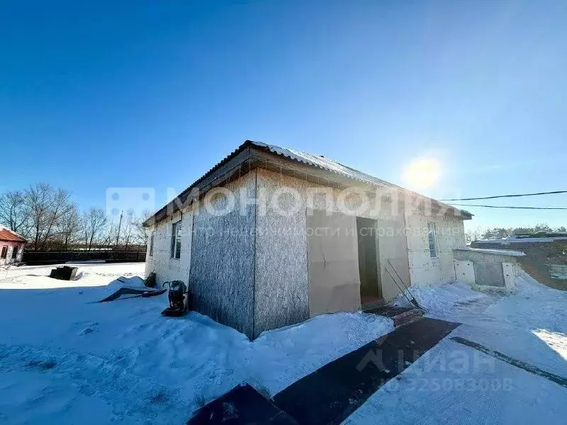 Дом в Амурская область, Серышевский муниципальный округ, с. Томское ... - Фото 2