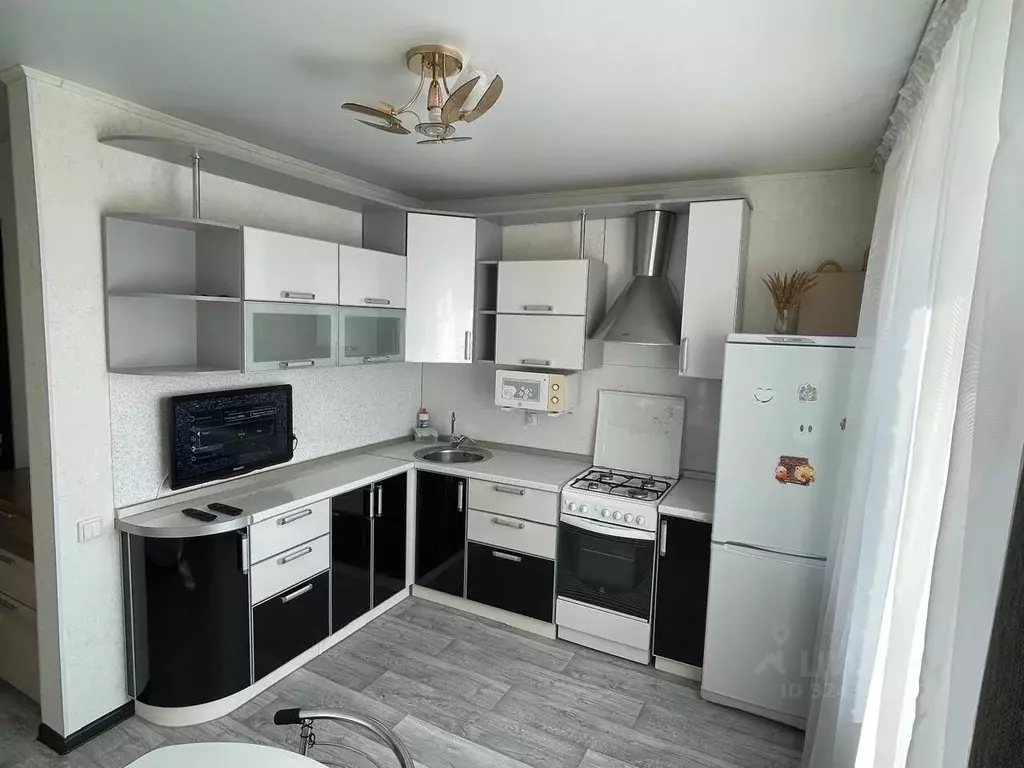 1-к кв. Чувашия, Новочебоксарск ул. Строителей, 25 (38.2 м) - Фото 1