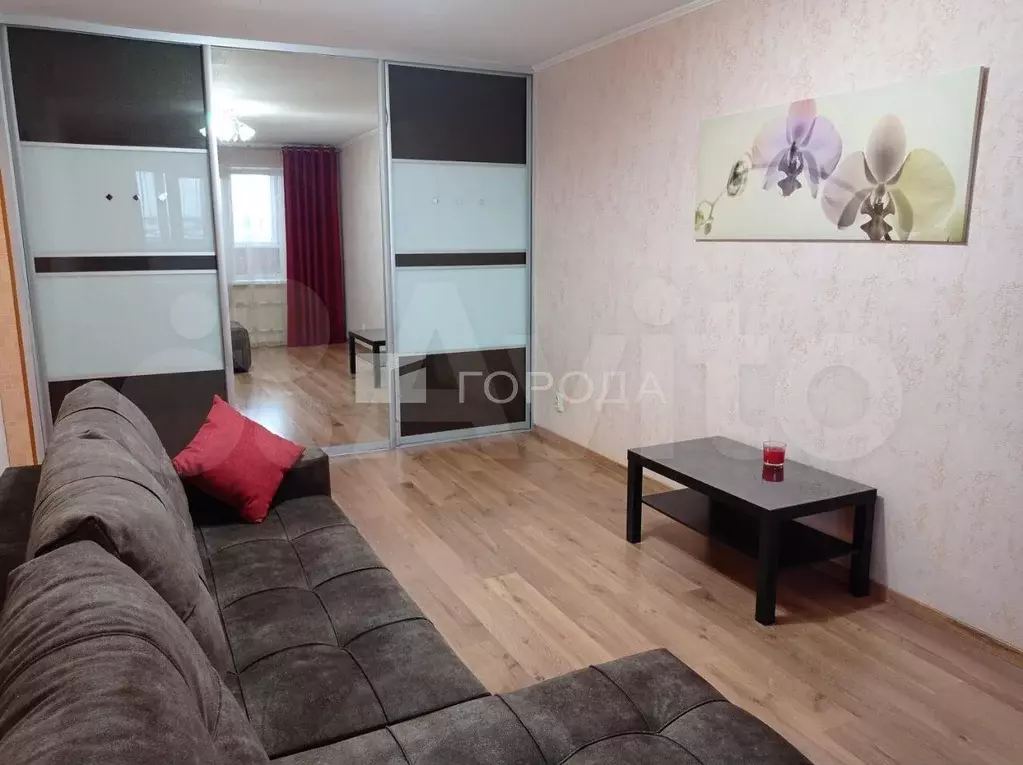 1-к. квартира, 37 м, 8/10 эт. - Фото 0