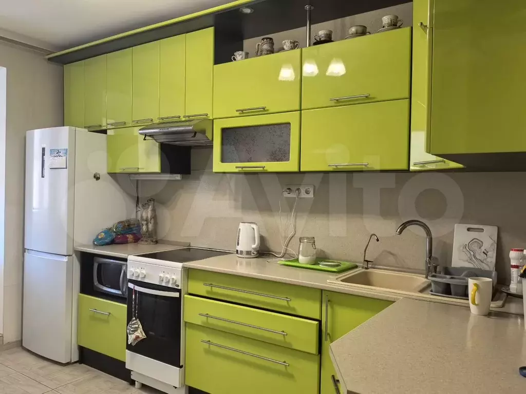 2-к. квартира, 70 м, 7/10 эт. - Фото 1