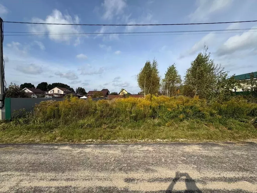 Участок в Московская область, Чехов муниципальный округ, д. ... - Фото 1