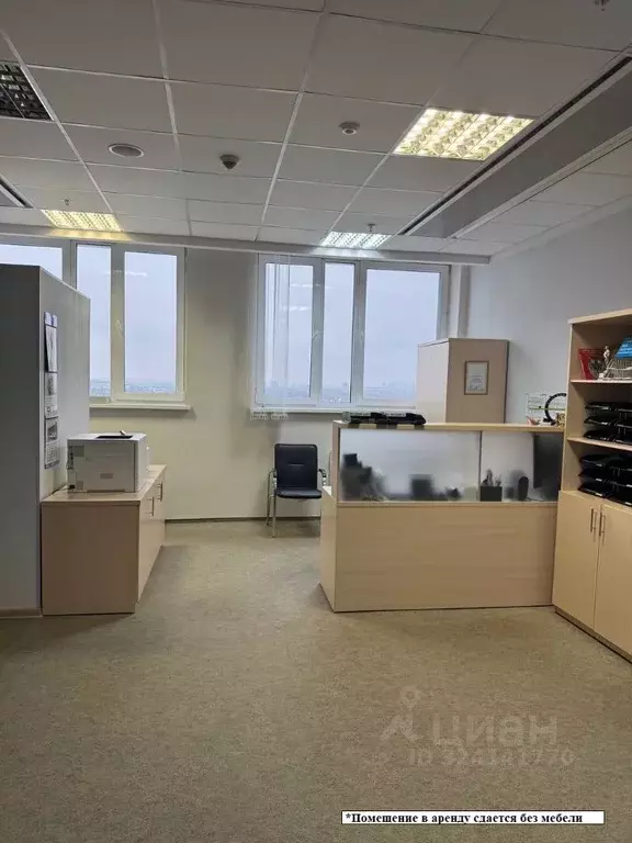 Помещение свободного назначения в Татарстан, Набережные Челны ул. ... - Фото 2