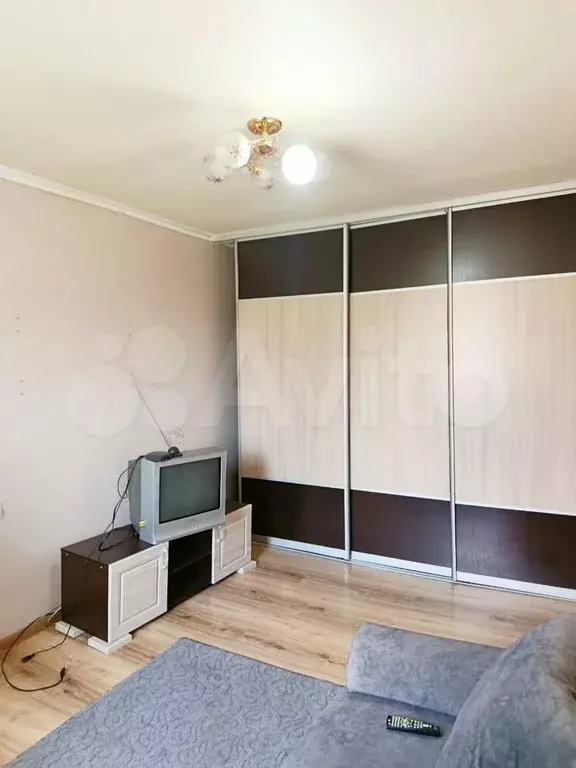 1-к. квартира, 30 м, 1/3 эт. - Фото 1