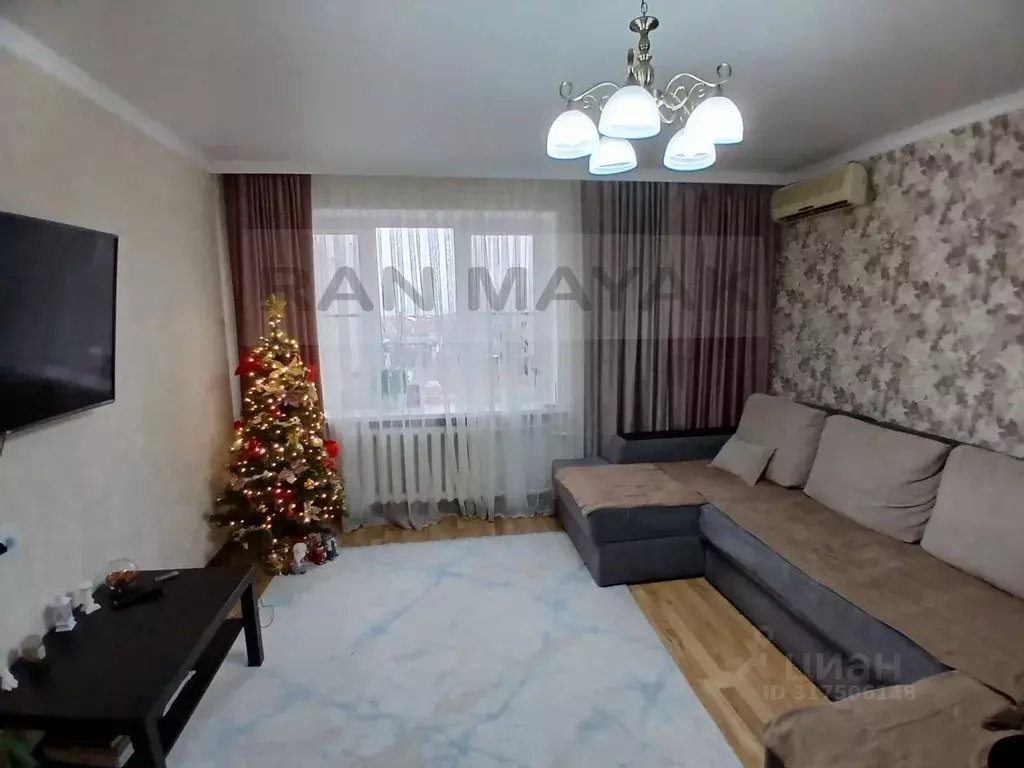 3-к кв. Адыгея, Майкоп ул. Димитрова, 3 (60.3 м) - Фото 0