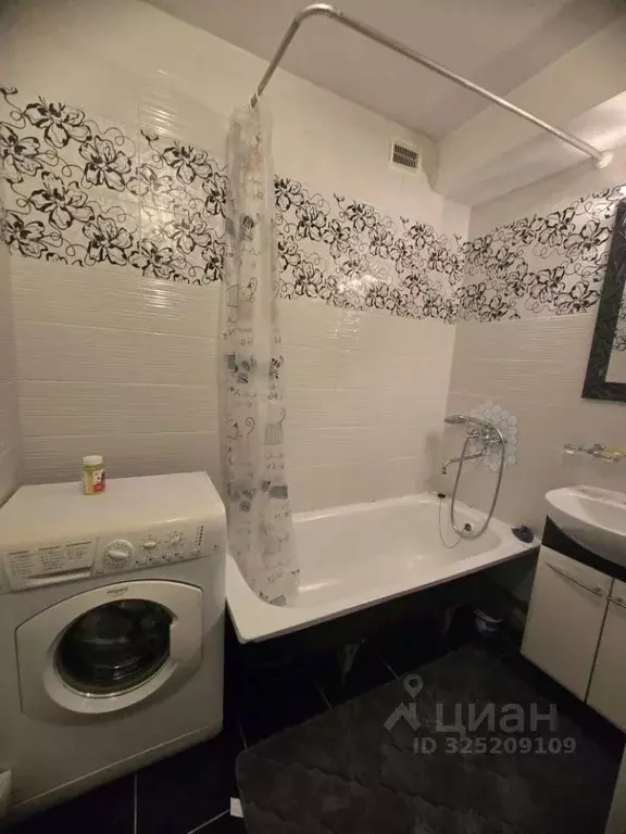 1-к кв. Иркутская область, Иркутск ул. Баумана, 233/7 (37.1 м) - Фото 1