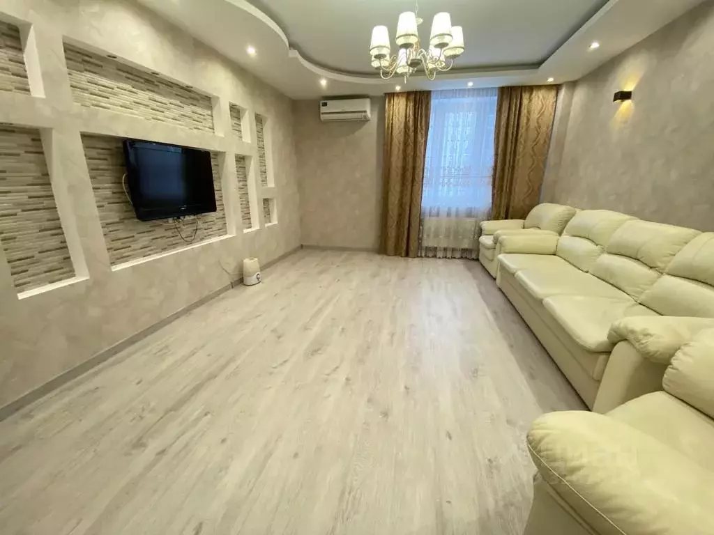 2-к кв. Татарстан, Казань ул. Маршала Чуйкова, 62 (60.0 м) - Фото 1