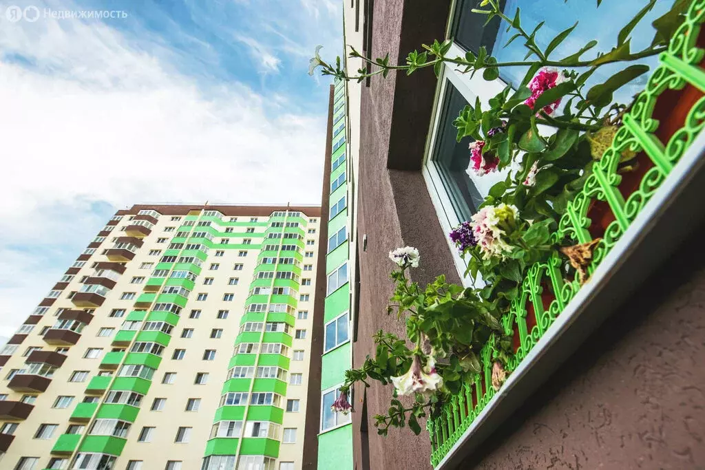 3-комнатная квартира: Тобольск, 15-й микрорайон, 22 (80.2 м) - Фото 2