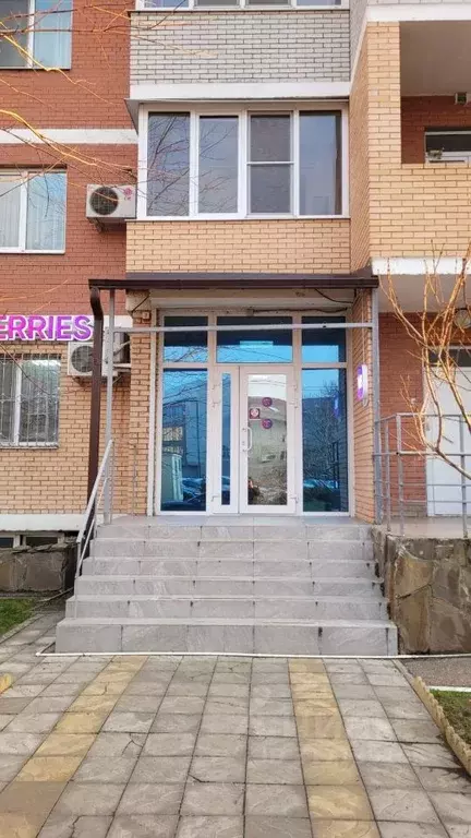 Торговая площадь в Краснодарский край, Краснодар ул. Кожевенная, 62 ... - Фото 0