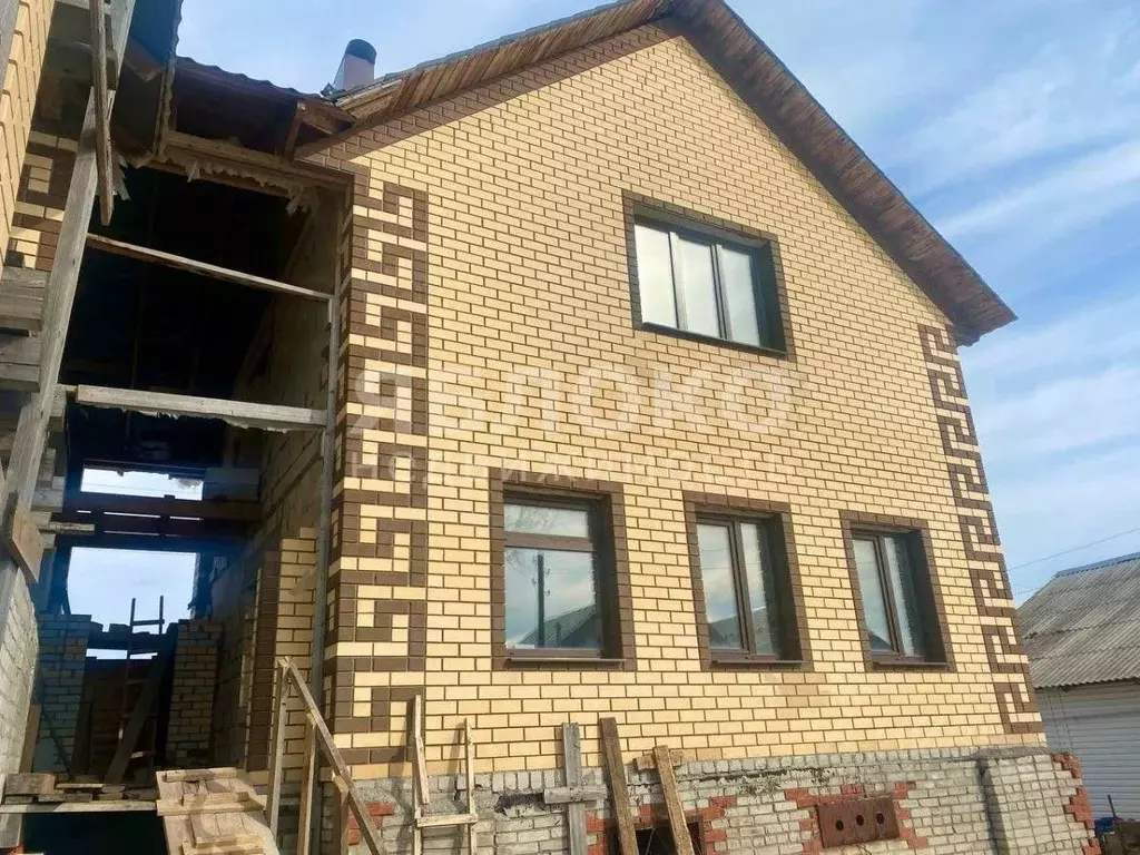 Дом в Пермский край, Березники ул. Ломоносова, 179А (190 м) - Фото 1