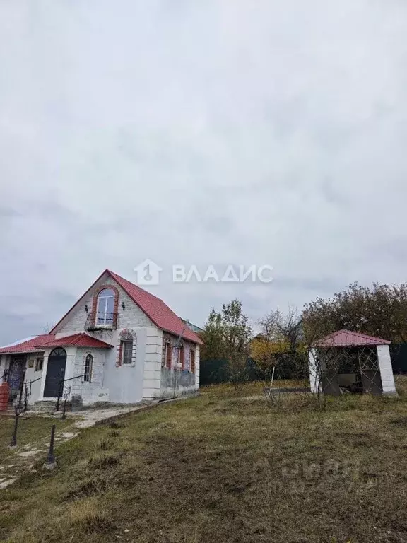 Дом в Белгородская область, Белгород Дорожный пер., 1 (106 м) - Фото 1