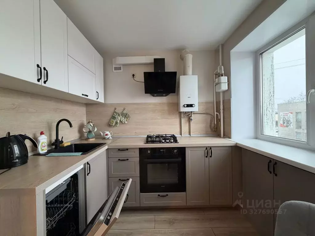 2-к кв. Карелия, Петрозаводск ул. Свердлова, 17 (45.0 м) - Фото 1