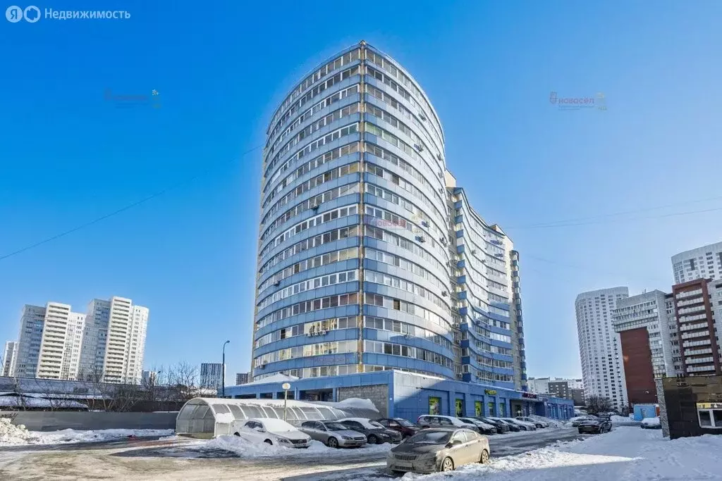 1-комнатная квартира: Екатеринбург, улица Сулимова, 4 (56 м) - Фото 2