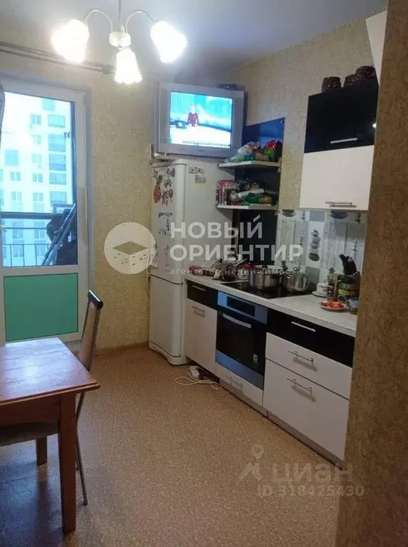 1-к кв. Свердловская область, Екатеринбург ул. Рябинина, 19 (40.0 м) - Фото 1