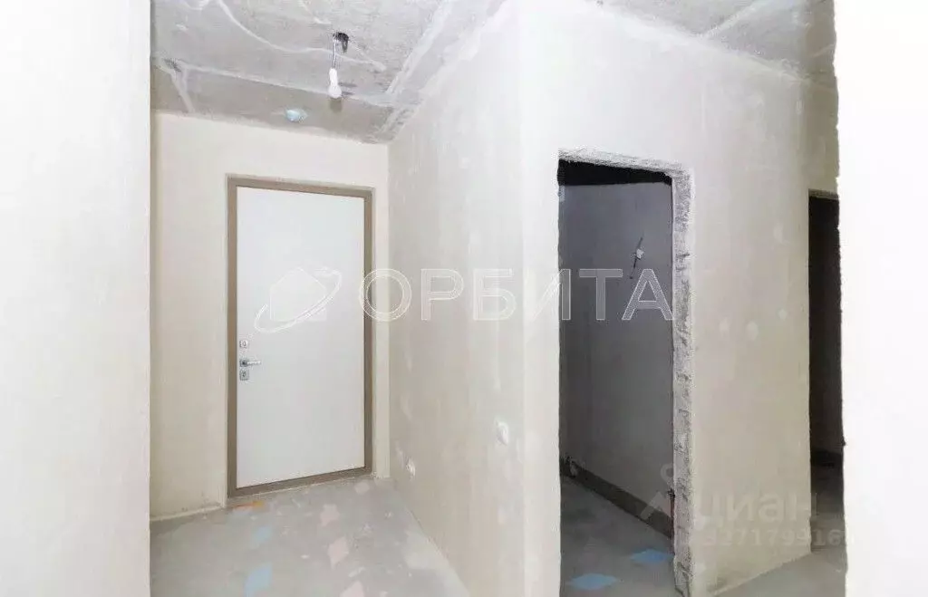 2-к кв. Тюменская область, Тюмень ул. Эльвиры Федоровой, 1к1 (56.5 м) - Фото 1