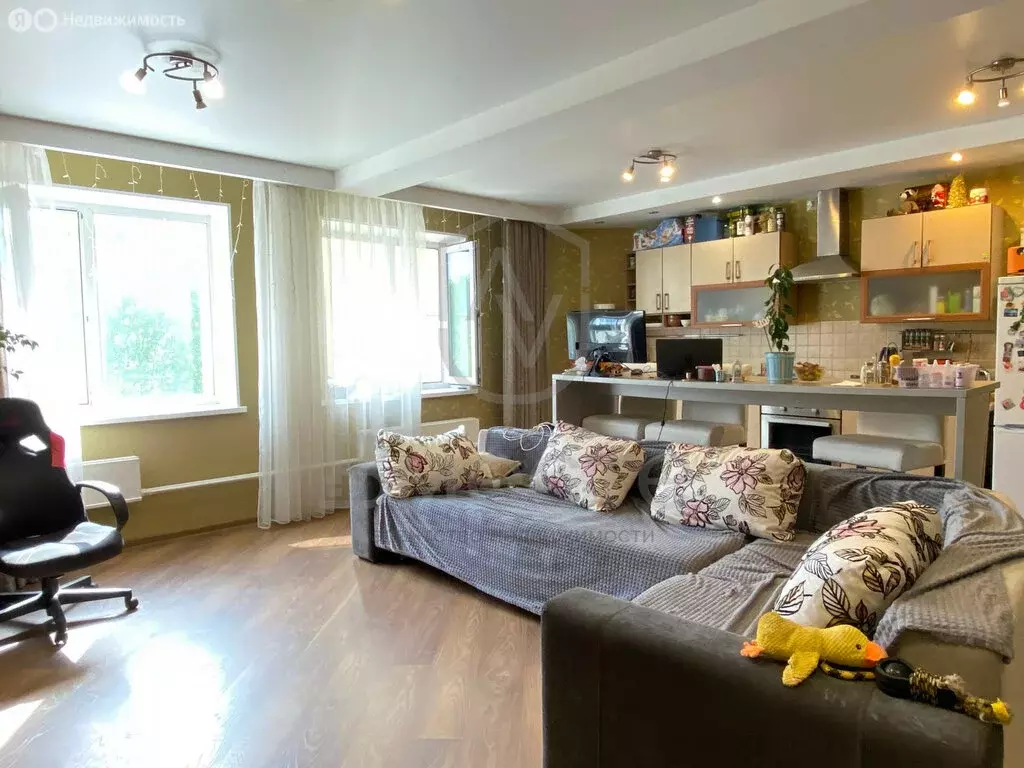 3-комнатная квартира: Бердск, Большевистская улица, 53 (105 м) - Фото 1