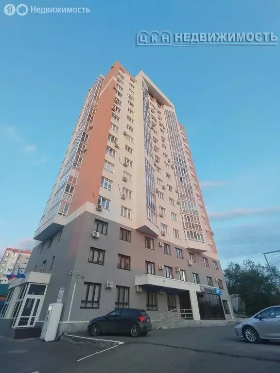2-комнатная квартира: Оренбург, улица Лукиана Попова, 103 (60 м) - Фото 1