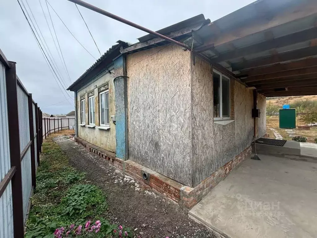 Дом в Белгородская область, Валуйский муниципальный округ, с. Сухарево ... - Фото 0