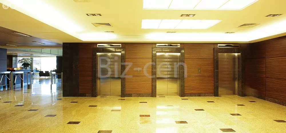 Офис (257.3 м) - Фото 1