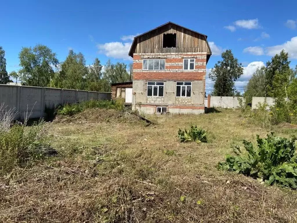 Коттедж в Свердловская область, Невьянск ул. Карла Маркса (360 м) - Фото 1