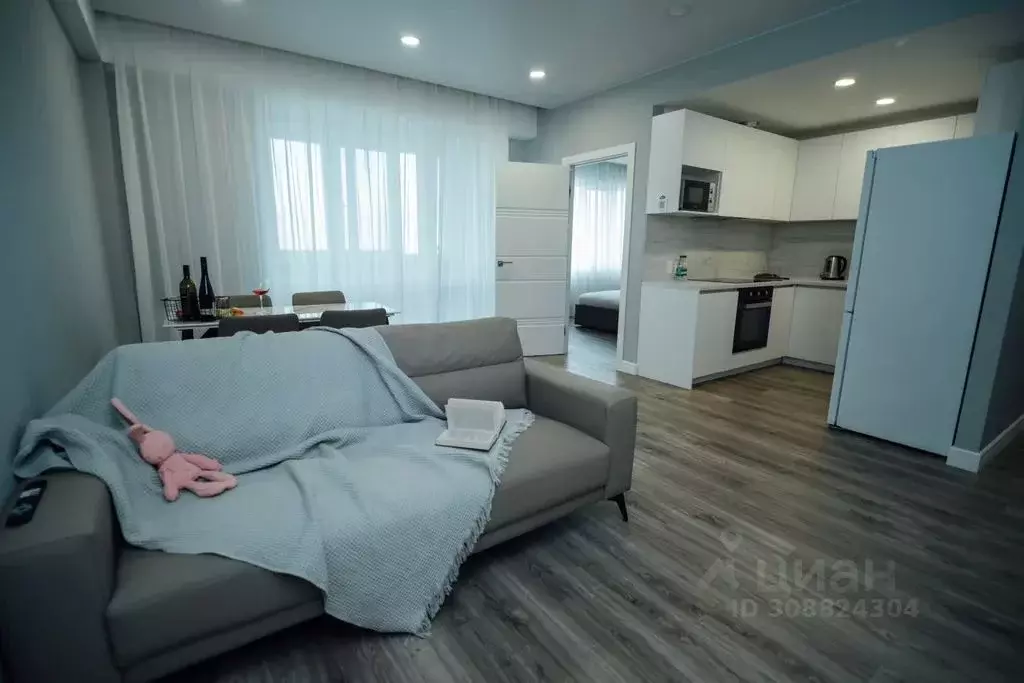 1-к кв. Сахалинская область, Южно-Сахалинск Горная ул., 8к8 (60.0 м) - Фото 1