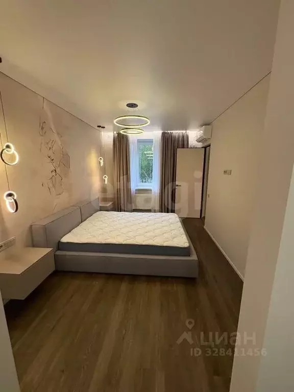 1-к кв. Тюменская область, Тюмень Новгородская ул., 14 (59.0 м) - Фото 1