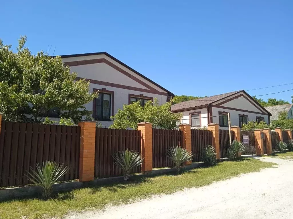 Дом в Краснодарский край, Геленджик городской округ, с. Адербиевка ул. ... - Фото 0