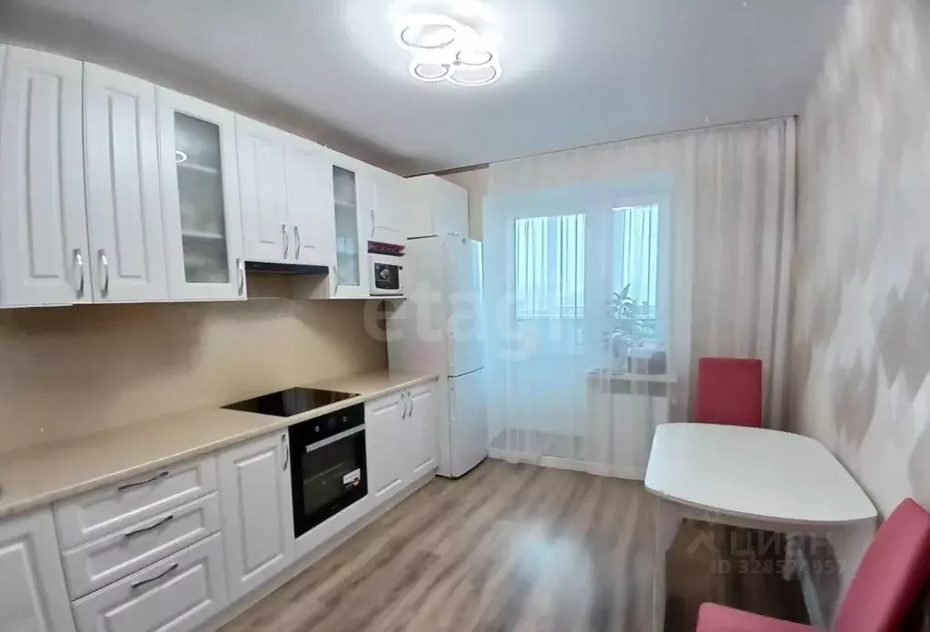 2-к кв. Чувашия, Чебоксары ул. Афанасьева, 14к1 (68.2 м) - Фото 1