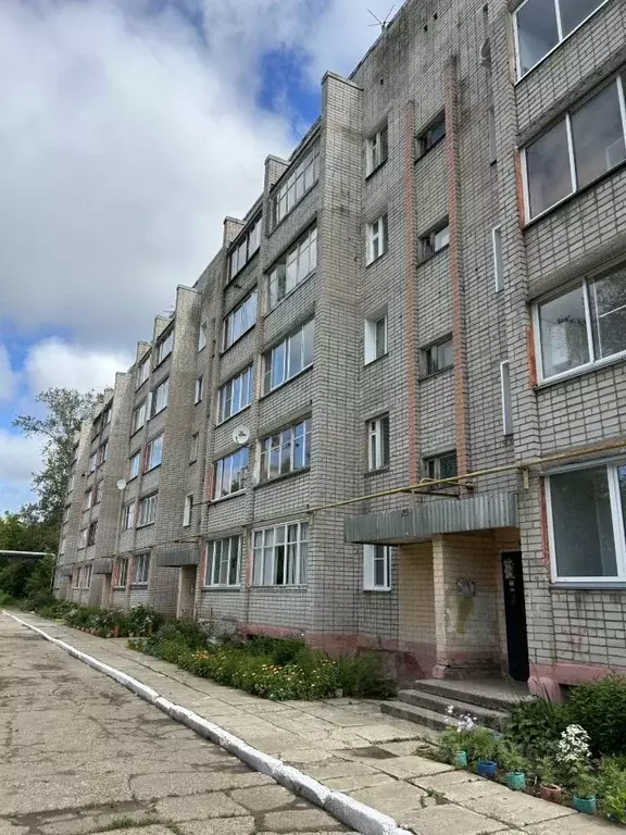 3-к кв. Кировская область, Киров ул. Рабочая, 9 (64.8 м) - Фото 0