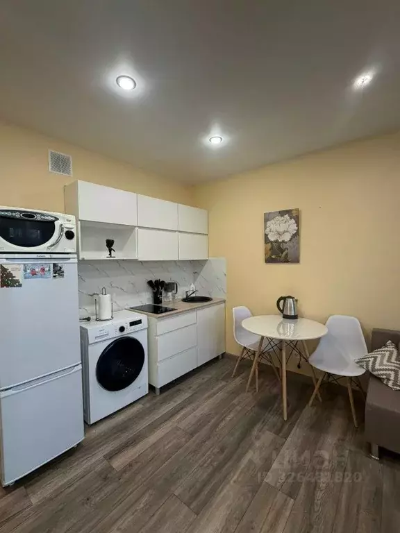 Студия Красноярский край, Красноярск Соколовская ул., 78 (28.0 м) - Фото 1