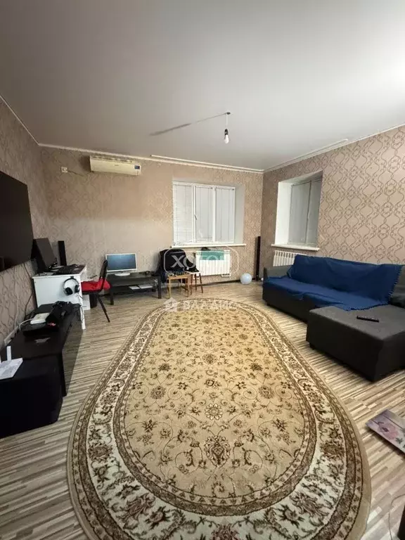 3-к кв. Калмыкия, Элиста 2-й мкр, 40 (80.0 м) - Фото 1