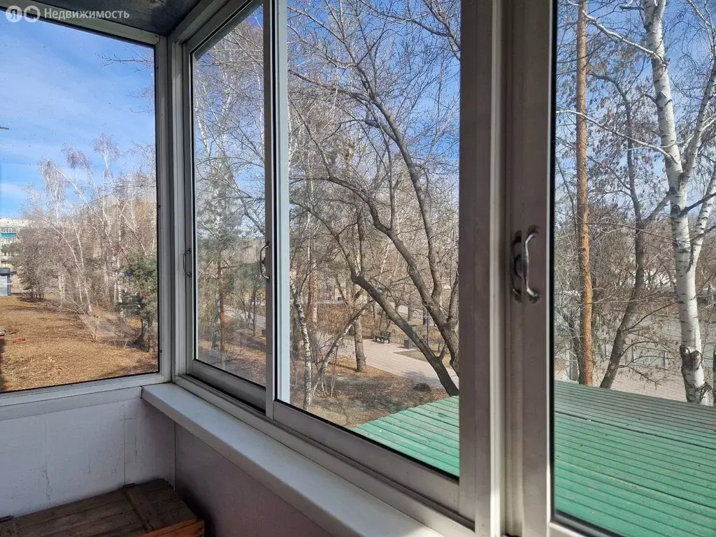 4-комнатная квартира: Саяногорск, микрорайон Заводской, 19 (60.6 м) - Фото 1