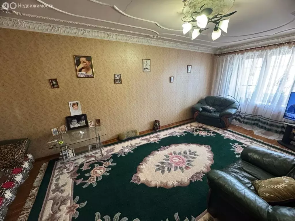 3-комнатная квартира: Кисловодск, улица Жуковского, 12 (66 м) - Фото 1