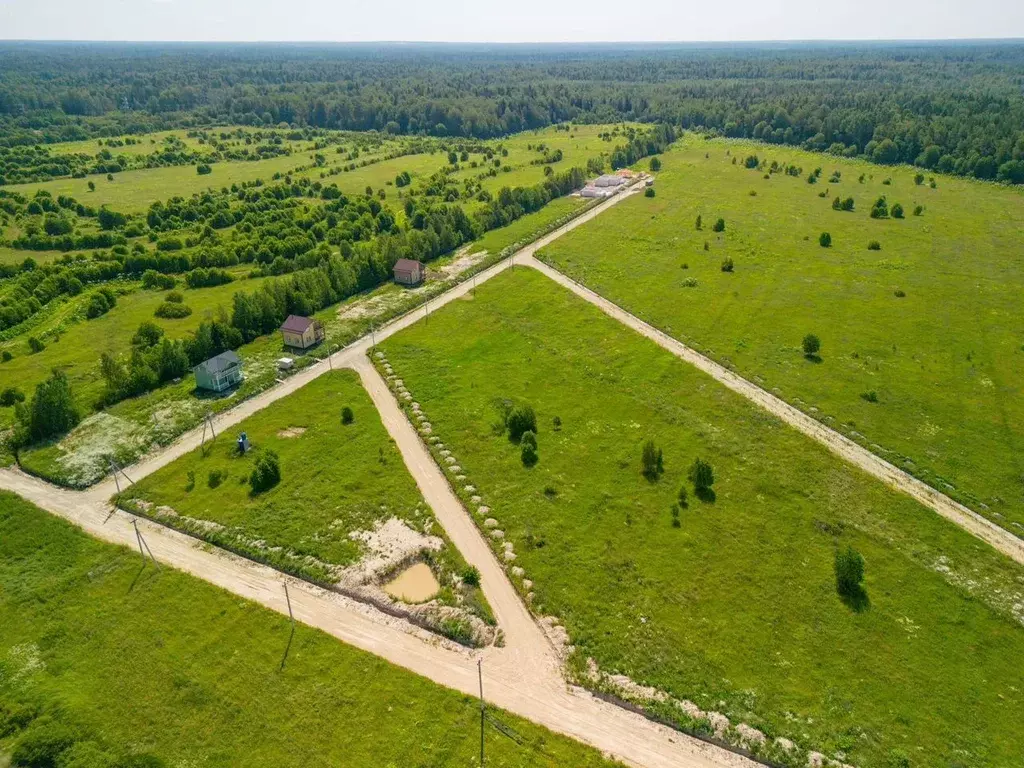 Участок в Ленинградская область, Тосненский район, Федоровское ... - Фото 0