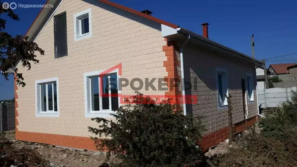 Дом в Севастополь, Сапфирная улица (150 м) - Фото 1