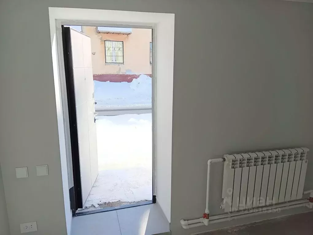 Помещение свободного назначения в Самарская область, Тольятти ул. ... - Фото 1