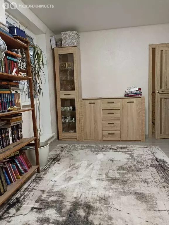 4-комнатная квартира: Лобня, улица 9 квартал, 13 (60 м) - Фото 0