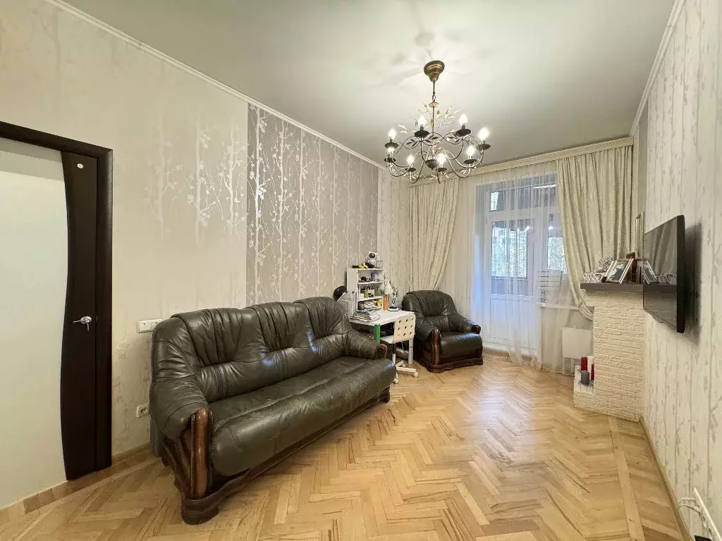 Продается 2-комнатная квартира - Фото 1