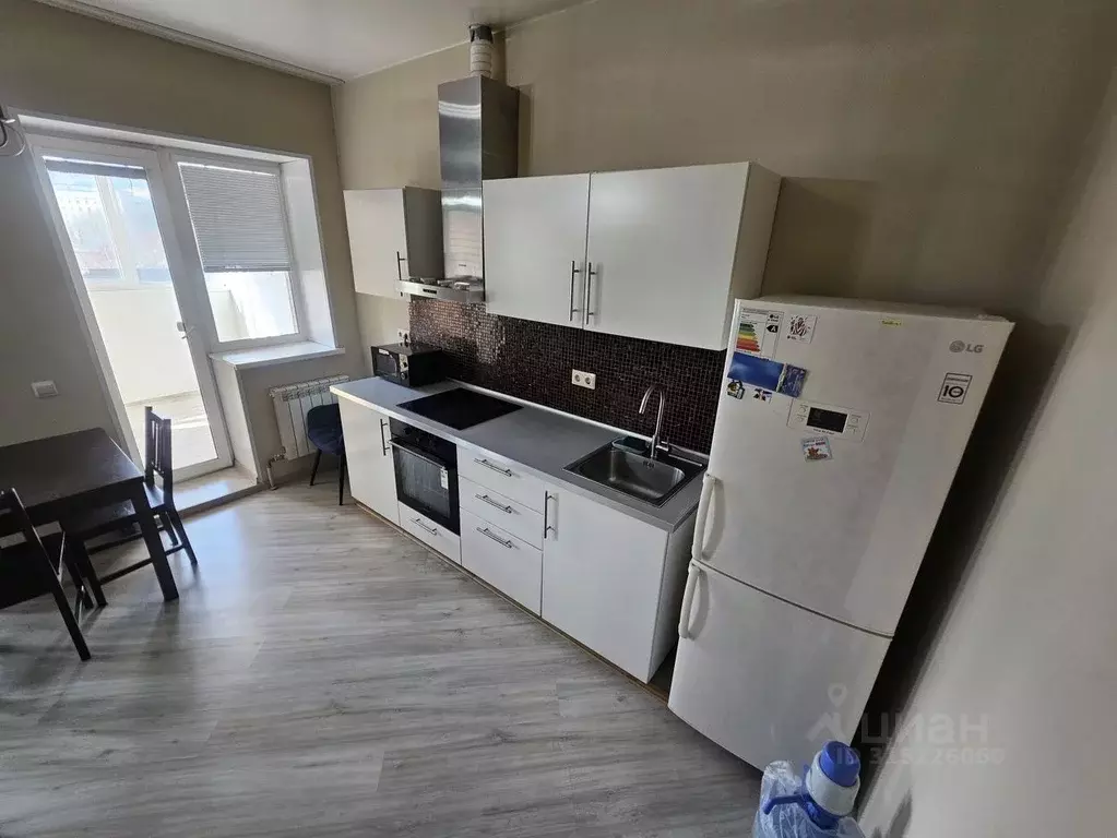 1-к кв. Приморский край, Владивосток Отлогая ул., 10 (37.0 м) - Фото 1